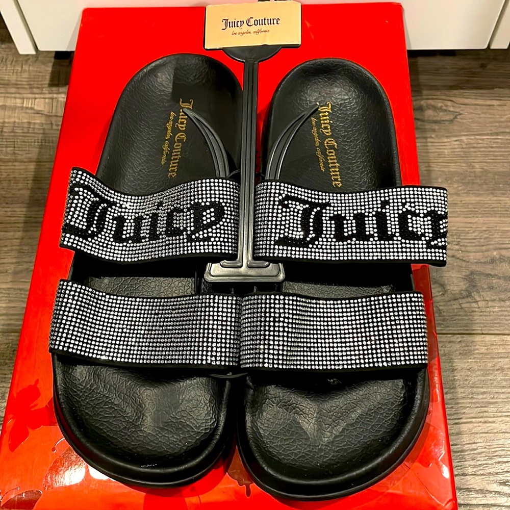 Juicy Couture size 9 Sandals